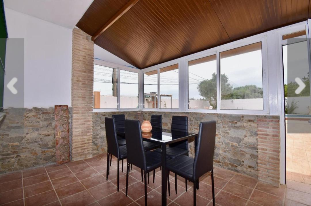 Chalet Villa Caulina Chiclana de la Frontera Buitenkant foto